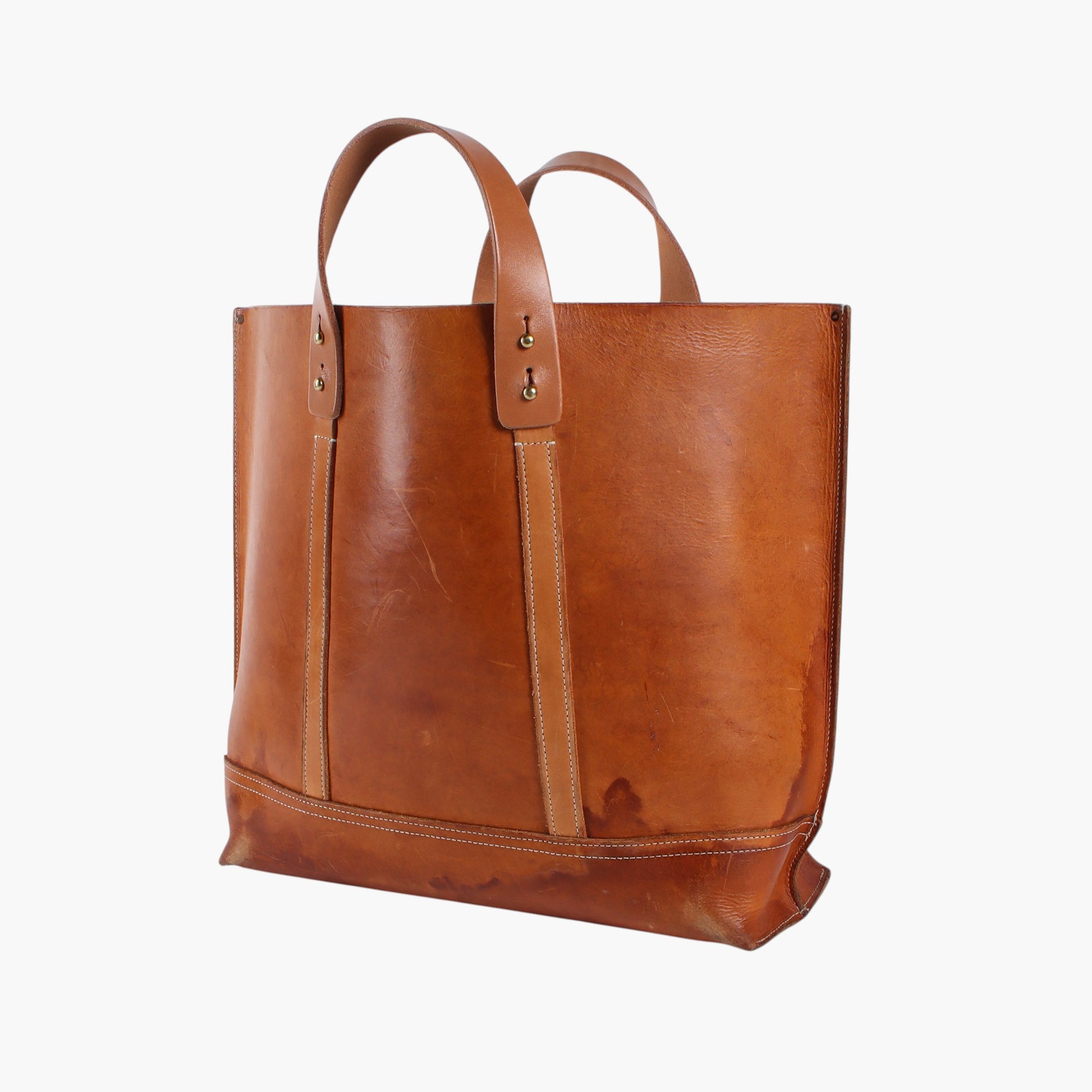 Leather Bucket Tote | Golden Sesame (sample)