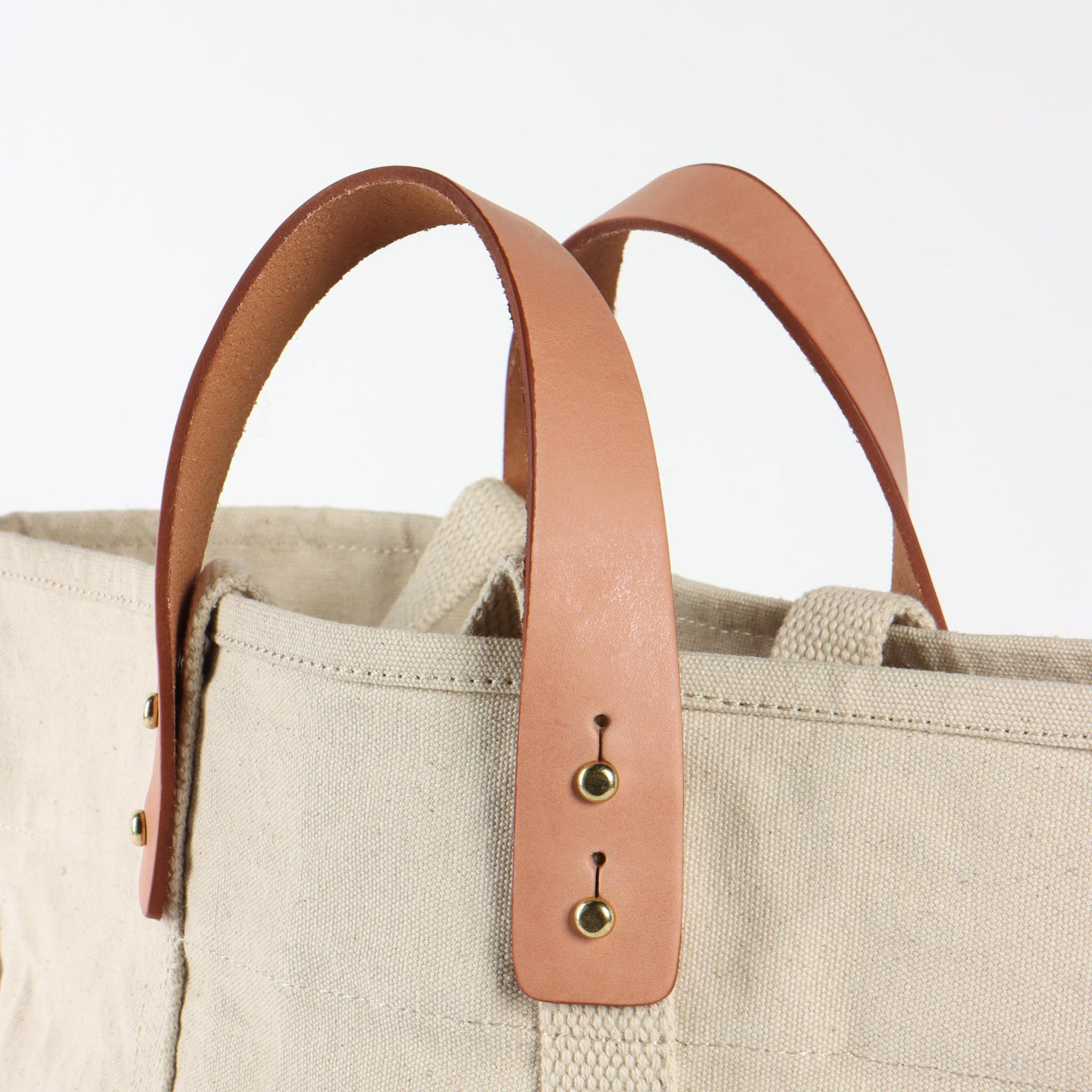 Large East West Tote | Black Polka (sample)