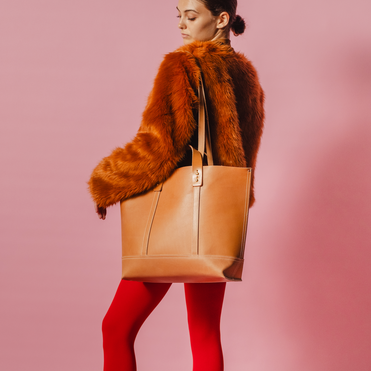 Leather Bucket Tote | Golden Sesame