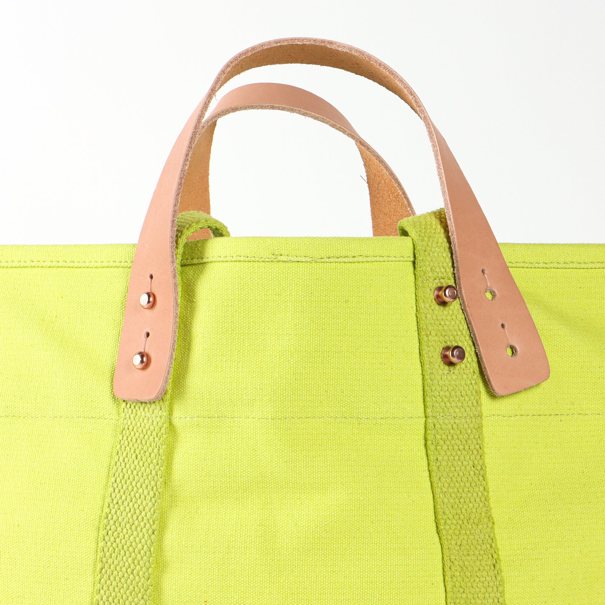 Small East West Tote | Lime (sample)